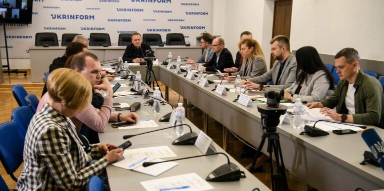 Перші Конгресові слухання: відбулося обговорення законопроєкту №8056 щодо удосконалення роботи місцевого самоврядування та військових адміністрацій у період воєнного стану