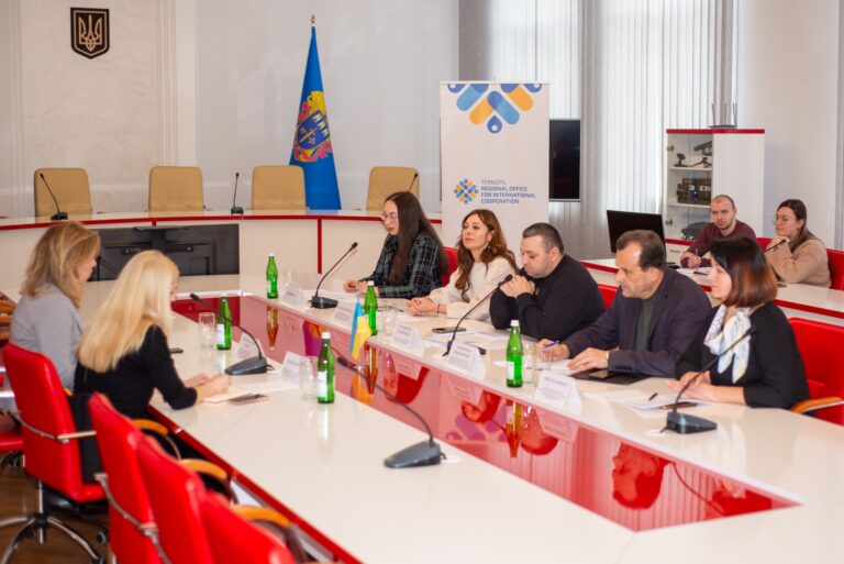 Представники Тернопільської ОВА зустрілися з представниками організації «Філія Медейр в Україні»