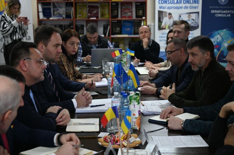 Будівництво мосту через Тису обговорили представники Закарпатської ОВА з румунськими партнерами 