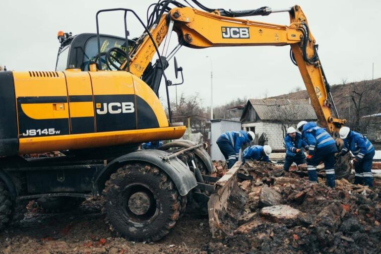 Що роблять громади Чернігівської області з тисячами тонн відходів від руйнувань через війну
