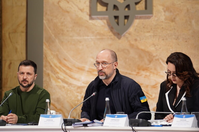 Пріоритетні напрямки роботи Уряду — енергетика, безпека та розвиток економіки, — Денис Шмигаль