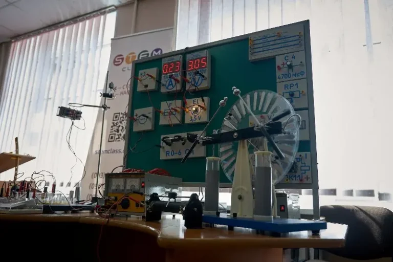 На Черкащині відбувся всеукраїнський освітній non-stop зі STEM-технологій