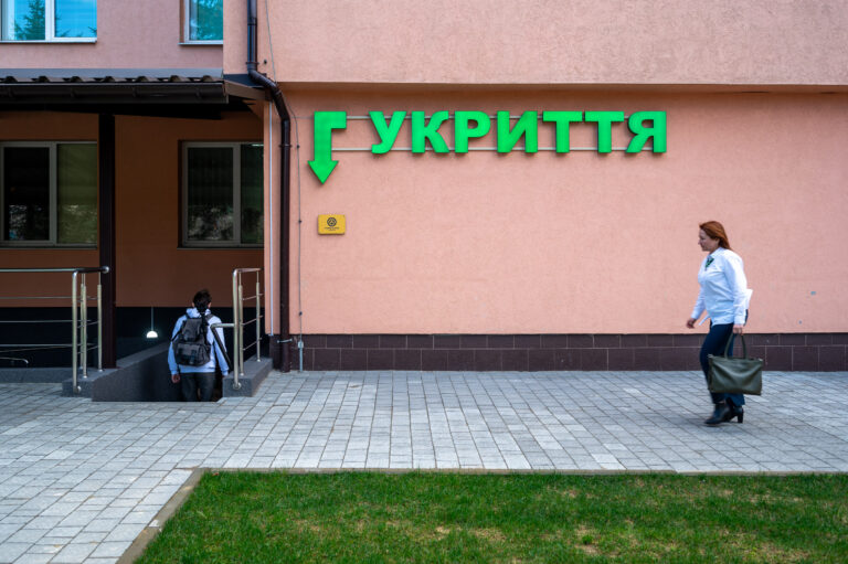 Пологи в укритті: на Львівщині до цього готові