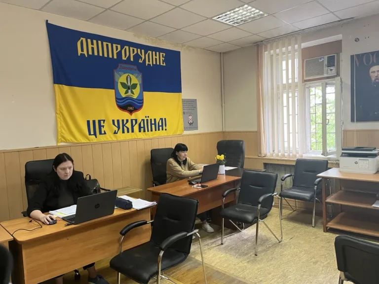 У Запоріжжі розпочав роботу ЦНАП для переселенців з Дніпрорудненської громади