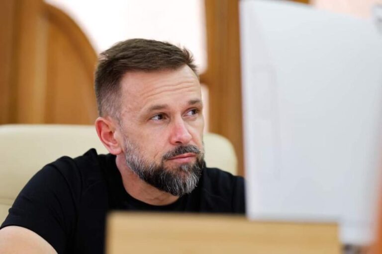 Віктор Микита: «Разом з командою Палати регіонів Конгресу на комунікаційних майданчиках Європи спрямовуємо увагу міжнародних партнерів на організацію гуманітарного розмінування»