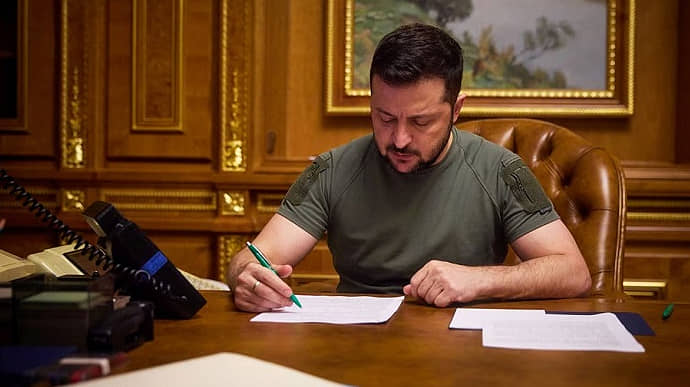 Президент підписав Закон про прозорість місцевого самоврядування