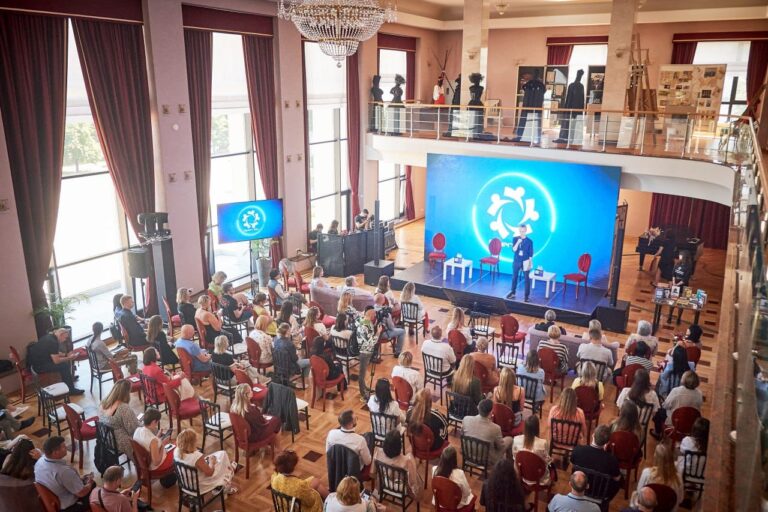 OpenBiz-2024: благодійний бізнес-форум відбувся на Черкащині