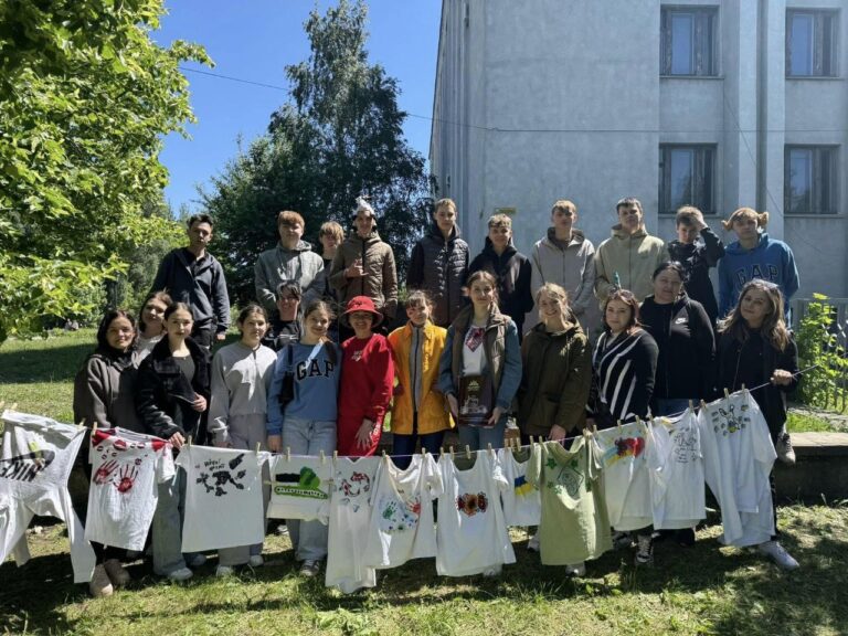 Мешканці Дніпропетровщини долучилися до арттолоки від Бердянського педагогічного університету 