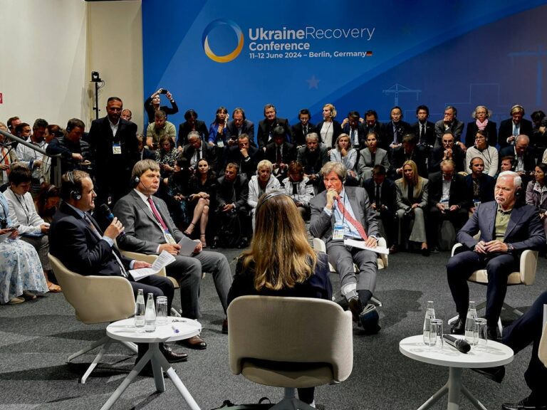 «Нам потрібно зробити для збереження та відновлення генерації», – Олексій Кулеба на Ukraine Recovery Conference 2024 