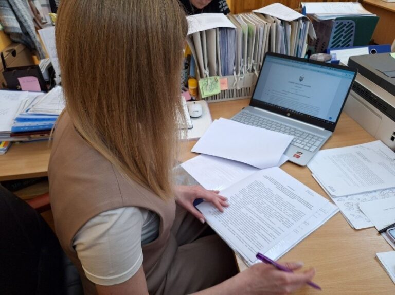 На Запоріжжі Костянтинівська громада надає фінансову допомогу для військових