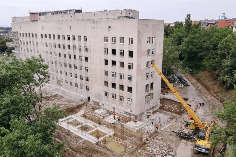 На Закарпатті стартували будівельні роботи в межах проєкту «4.5.0 Recovery Center»