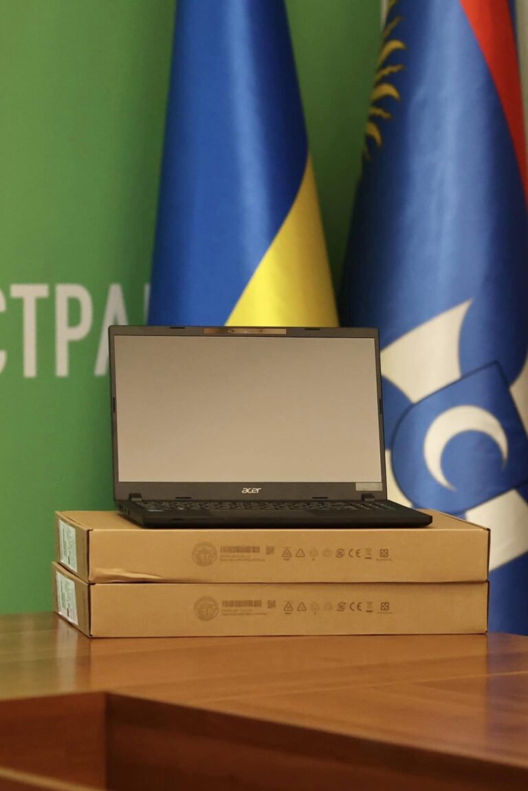 Центри медико-санітарної допомоги Вінниччини отримали ноутбуки