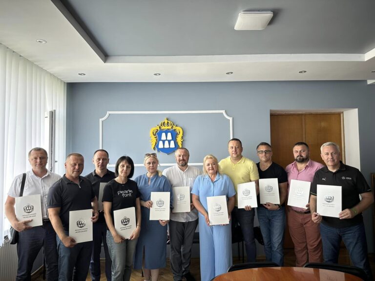 Великоомелянська громада підписала меморандум про співробітництво з 25 громадами України