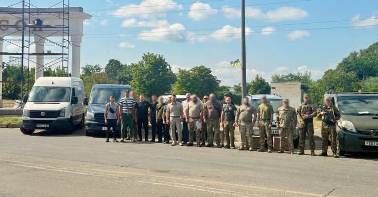 Херсонщина поповнює автопарк військових