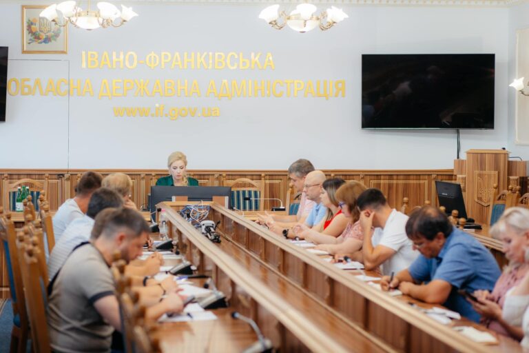 На Прикарпатті об’єднають зусилля влади, громад та міжнародних партнерів, щоб забезпечити жителів Бурштина теплом