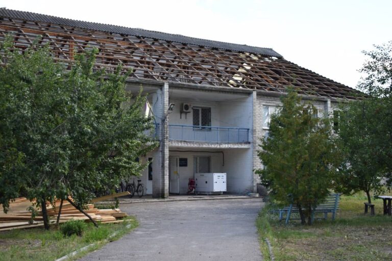 У Чугуївському районі відновлюють будівлю лікарні