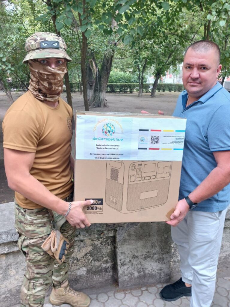 Міжнародні партнери передали зарядну станцію захисникам неба над Запоріжжям