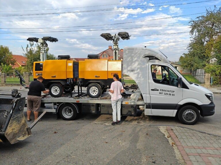 Рівненщина отримала сучасні пересувні освітлювальні вежі