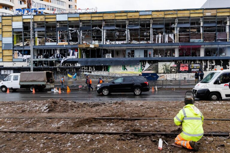 Група швидкого реагування Харківщини ліквідує наслідки ворожих ударів