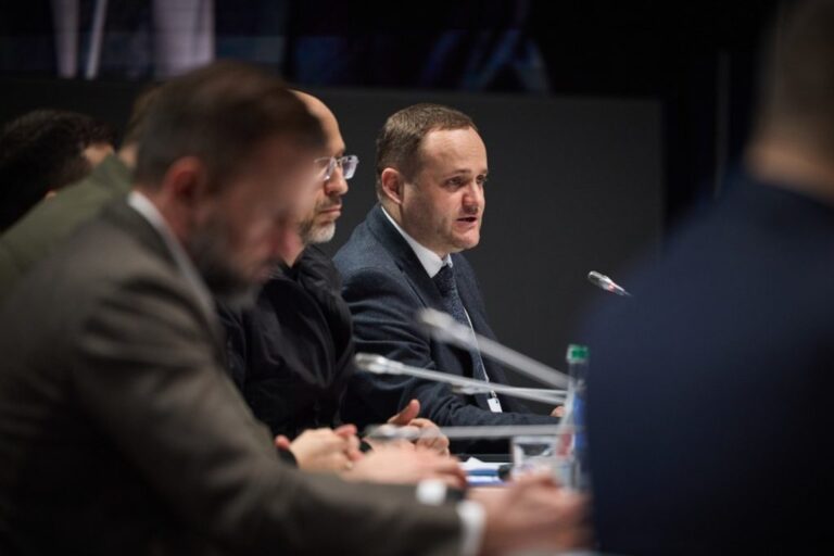До проєкту “Пліч-о-пліч” доєдналися понад 100 громад