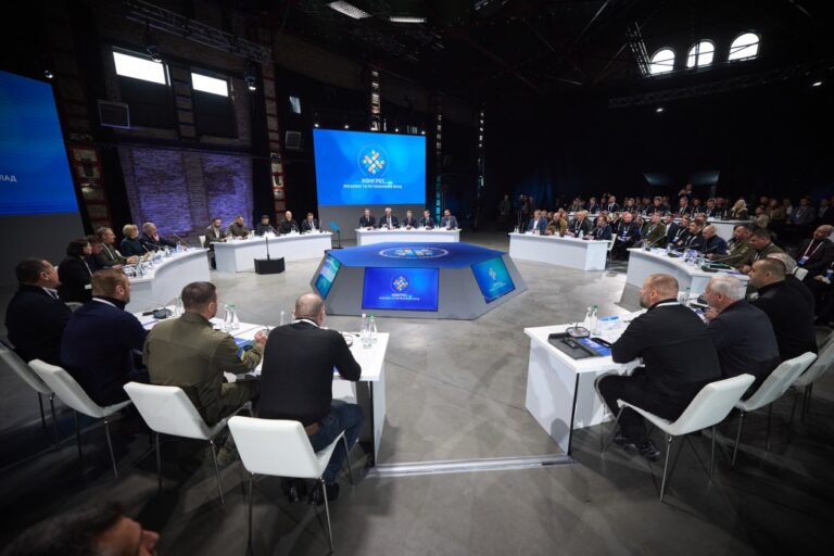 Підсумкове засідання Конгресу: підтримка українців, оборонне виробництво та партнерство