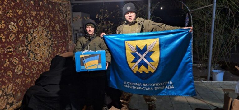 Діти Донеччини для Героїв: волонтерський рух «Рука в руці»
