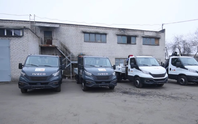 Донеччина отримала чотири вантажівки Iveco загальною вартістю понад 300 тисяч євро