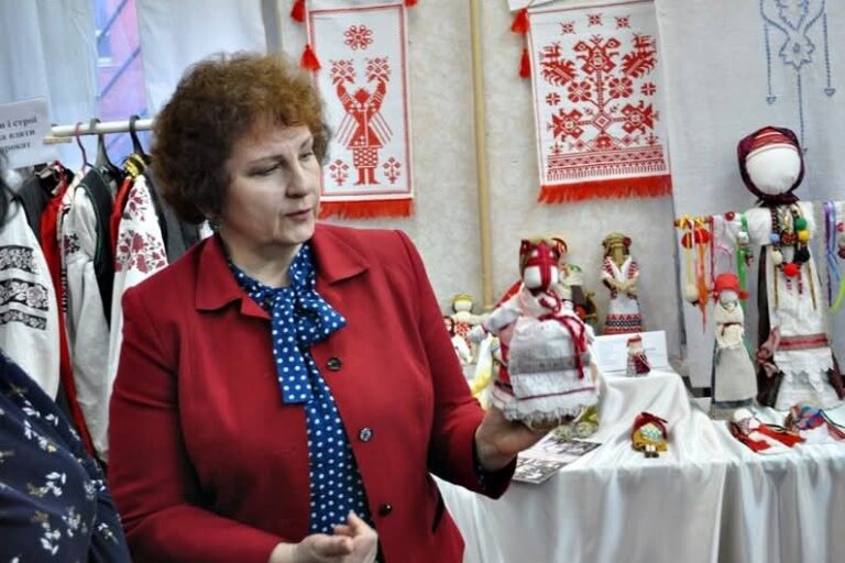 Майстерня «Бахмутський оберіг» відновила роботу в Дніпрі