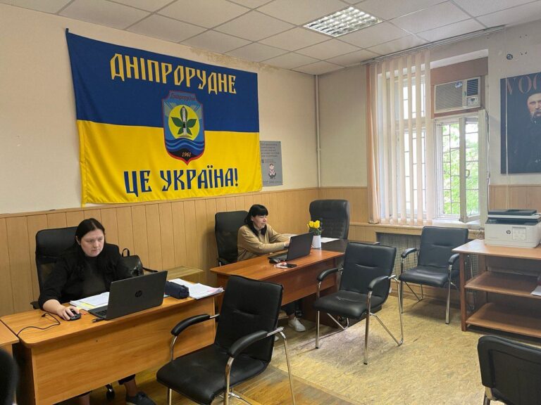 У ЦНАПі Дніпрорудного – нова послуга для ветеранів: витяг із ЄДРВВ тепер можна отримати за 5 хвилин
