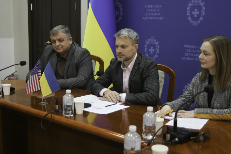 У Рівненській ОДА відбулась онлайн-зустріч із співорганізатором Національних молитовних сніданків у США