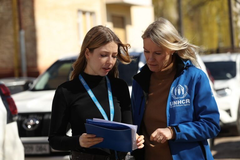 Проєкти з відновлення і допомога Чернігівщині: представники Франції, Канади й УВКБ ООН відвідали область