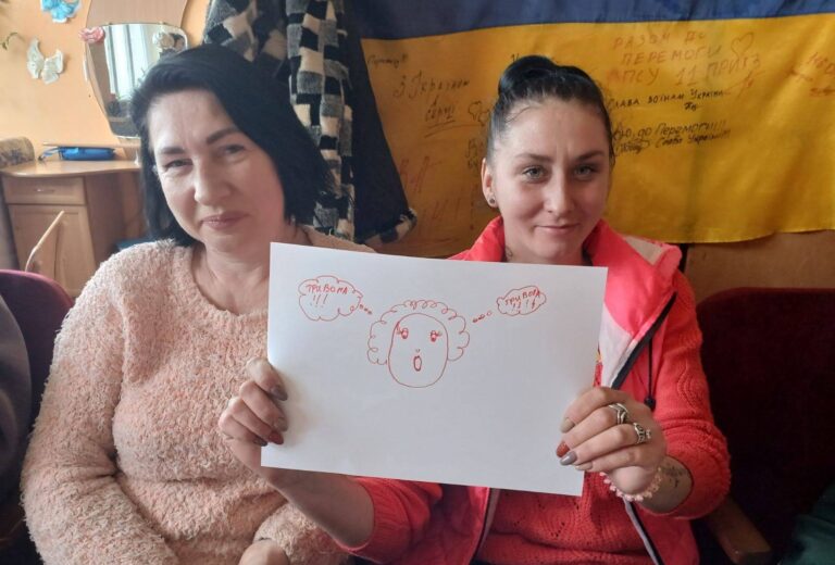 Представники міжнародної благодійної організації провели психологічні заняття для жителів Ізюмського району