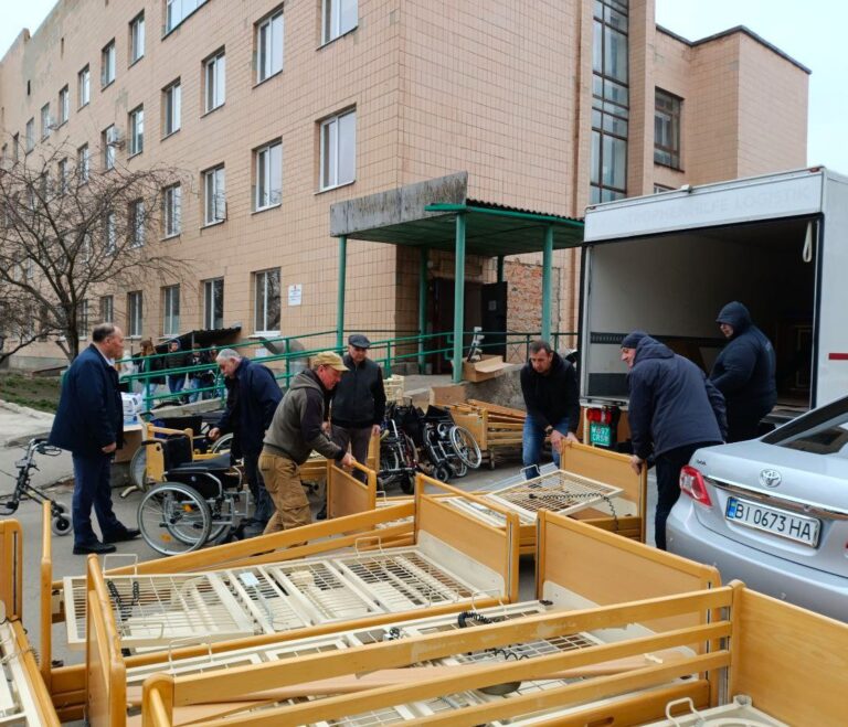Глобинська міська лікарня, що на Полтавщині, отримала гуманітарну допомогу від Австрійського Червоного Хреста