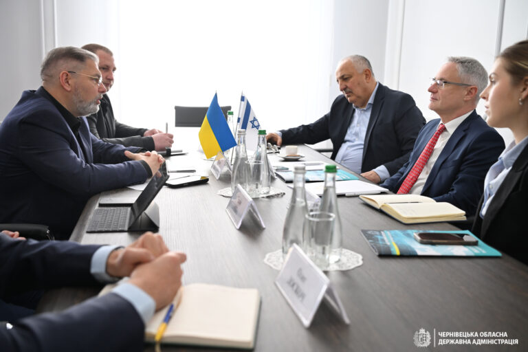 З робочим візитом Буковину відвідав Надзвичайний і Повноважний Посол Ізраїлю в Україні Міхаель Бродський