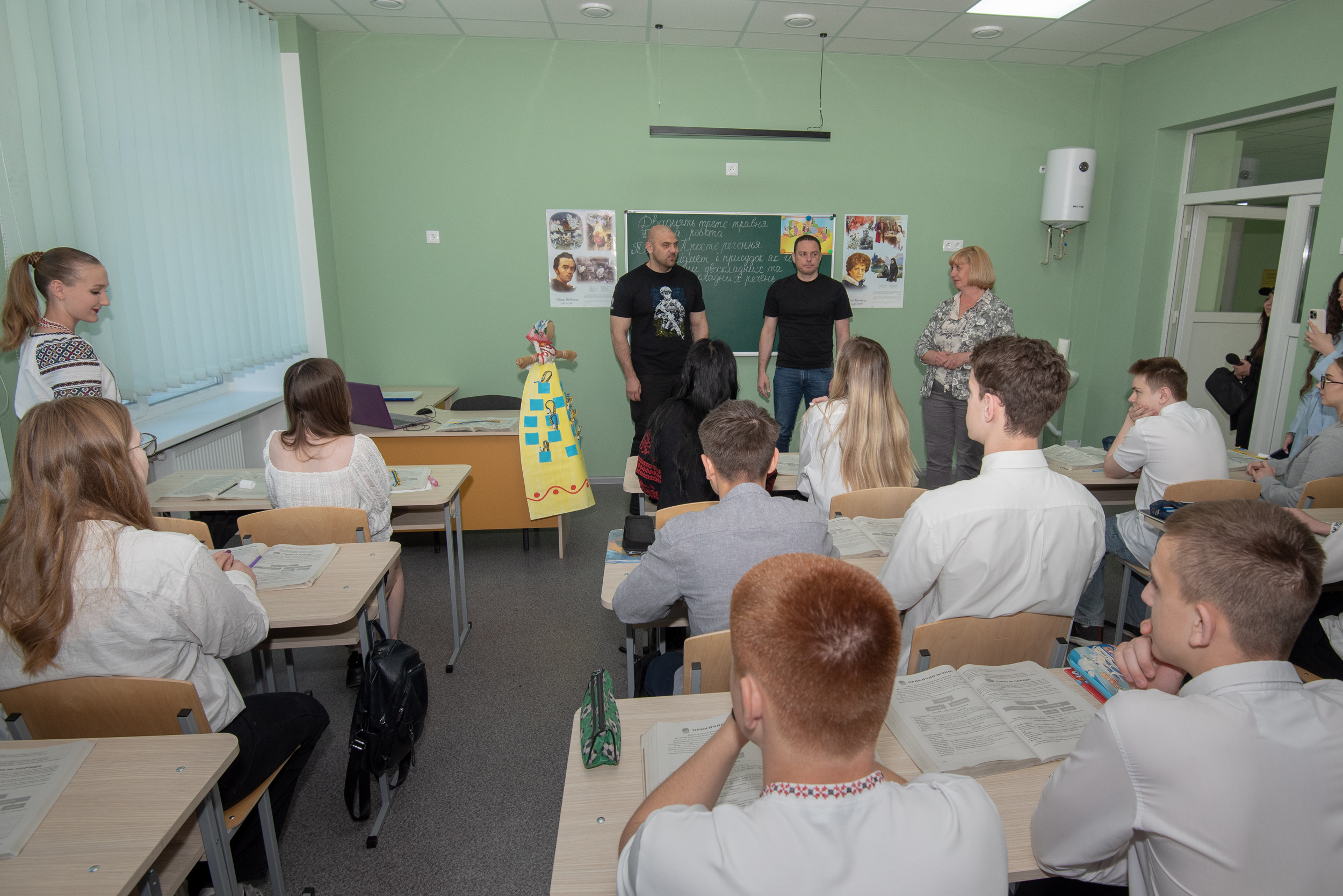 У Кам’янському відкрили оновлений корпус одного з ліцеїв