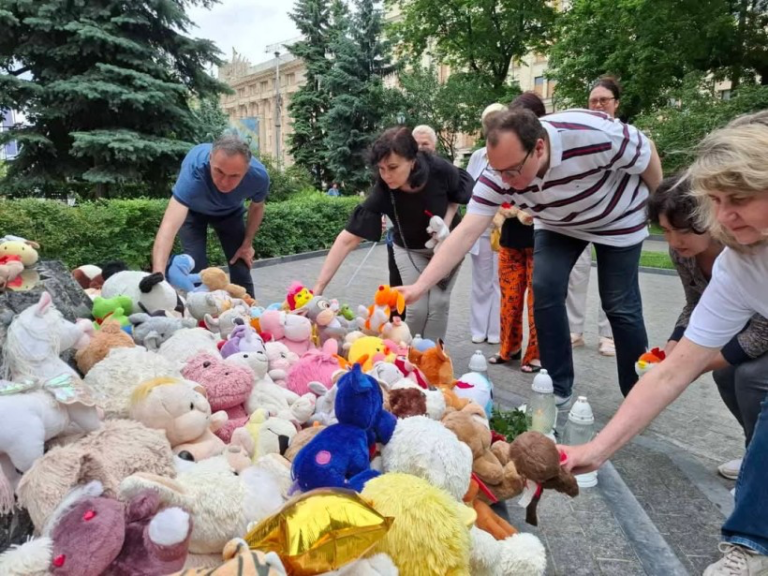 Як у хабах Донеччини вшановували пам’ять дітей, які загинули через війну в Україні