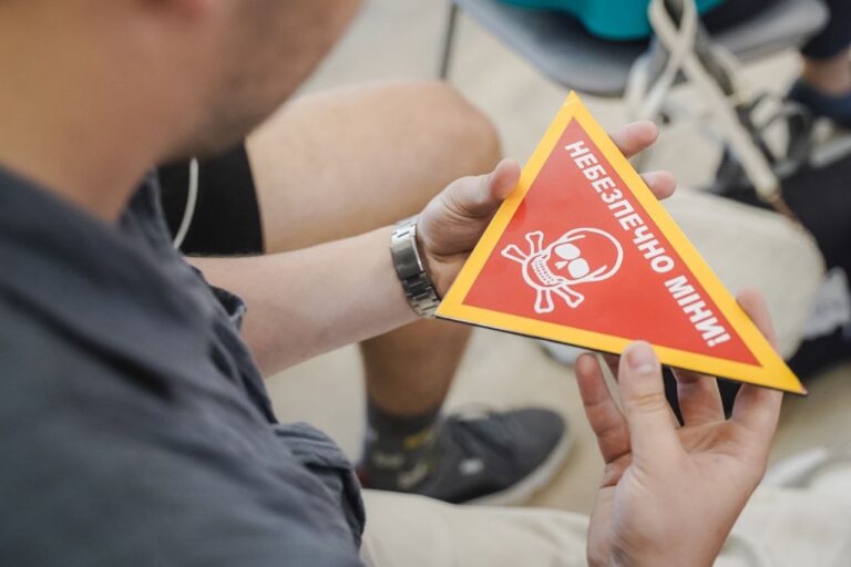 У Котелевській та Мартинівській громадах відбулися інформаційно-практичні тренінги «Молодь громади: знати, вміти, діяти»