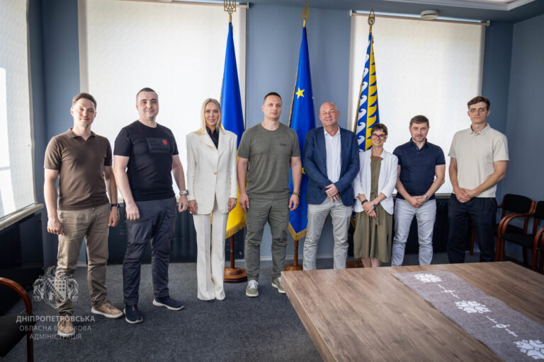 Обговорили виклики, основні потреби та подальшу взаємодію: на Дніпропетровщині зустрілися команди ОВА і ПРООН