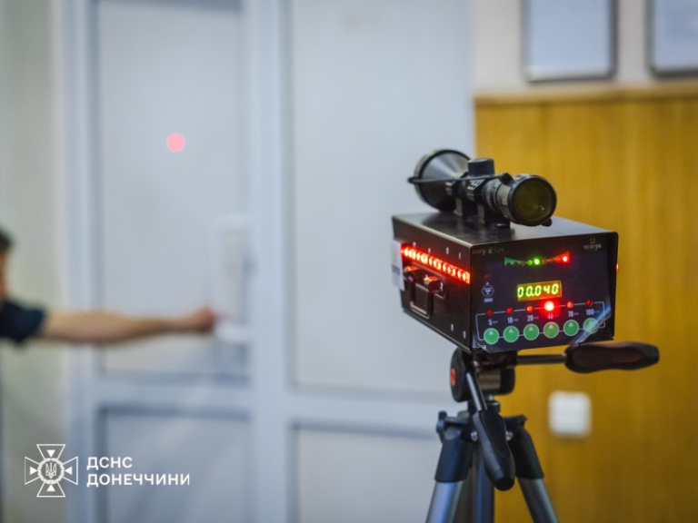 Рятувальники Донеччини вдосконалюють навички з пошуку та порятунку людей