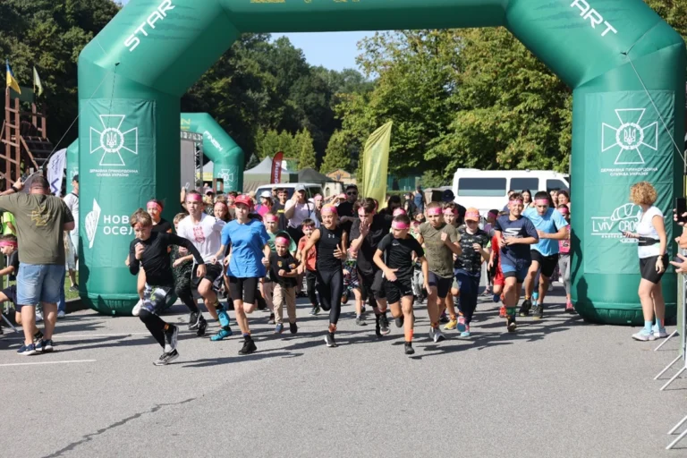 Забіг з перешкодами «KORDON RACE» зібрав рекордну кількість учасників та учасниць