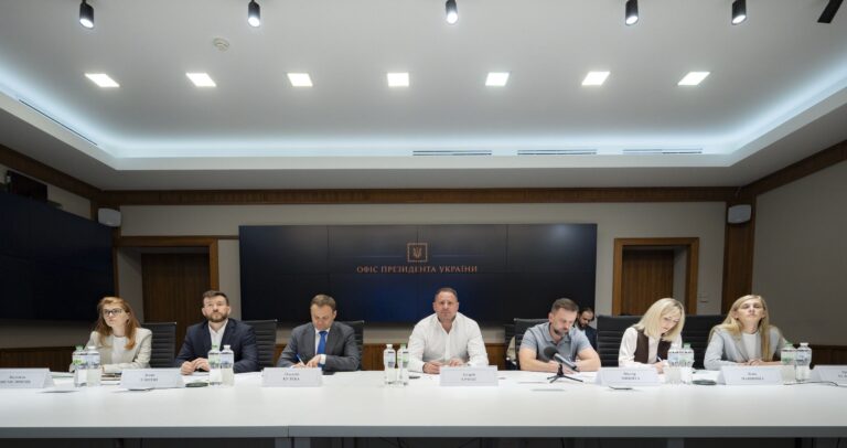 Конгрес місцевих та регіональних влад при Президентові України узгодив прискорення реалізації стратегії забезпечення права дітей на зростання в сімейному оточенні