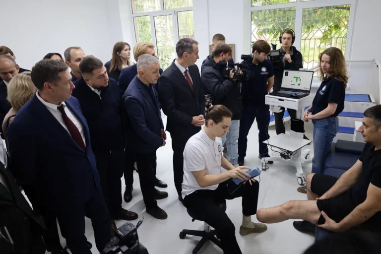 У Львові запрацював сучасний центр протезування