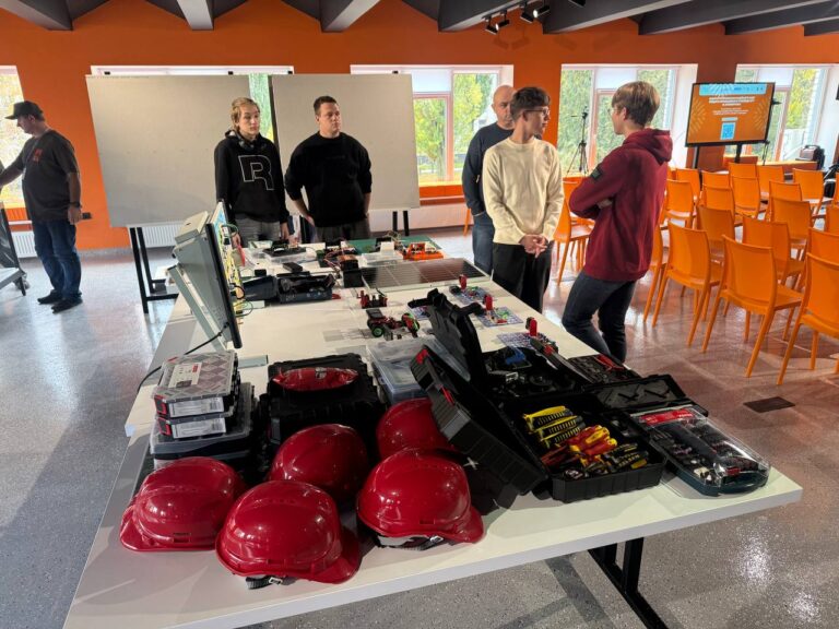 У Кременчуці відкрили профорієнтаційний хаб