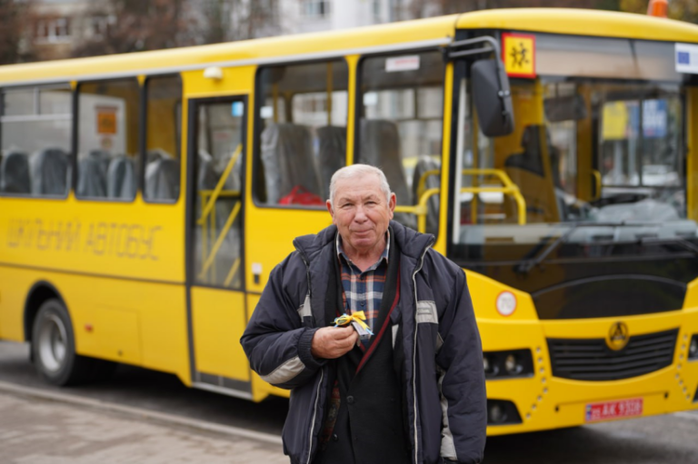 На Рівненщині продовжують поповнювати парк шкільних автобусів