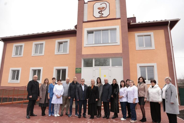 У Калинівській громаді, що на Вінниччині, запрацювали два оновлені медичні заклади первинної медичної допомоги