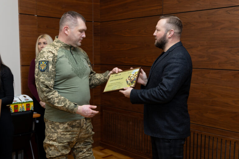 19 захисників і захисниць з Полтавщини отримали ваучери на придбання житла