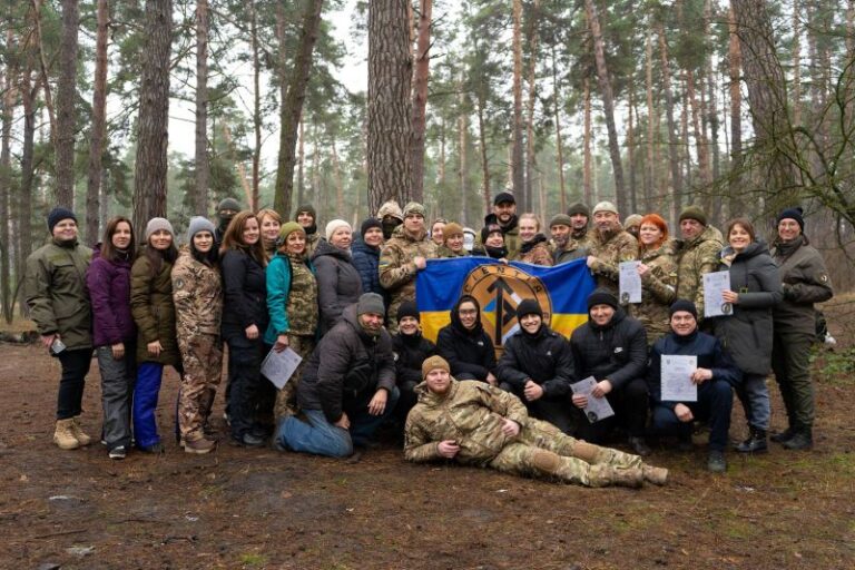 Стійкість громад: на Черкащині навчають основ нацспротиву