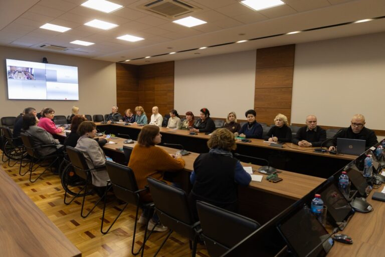 На Полтавщині відбулося засідання обласного Комітету з питань безбар’єрності з нагоди Міжнародного дня людей з інвалідністю