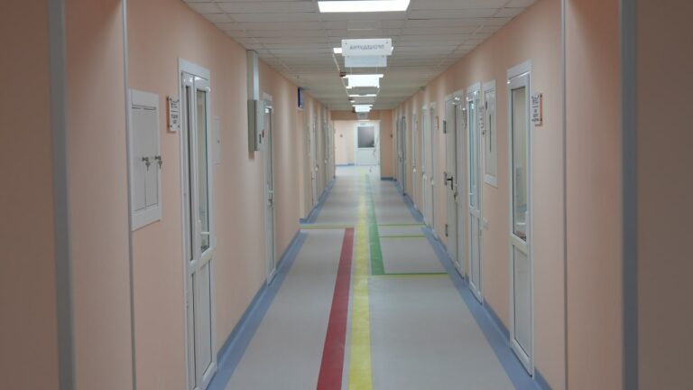 В обласній клінічній лікарні ім. О. Ф. Гербачевського, що на Житомирщині, відбулося відкриття оновленого приймального відділення екстреної медичної допомоги