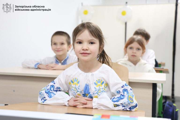 Чернігівська громада з Бердянщини відкрила освітній простір, де діти навчатимуться у змішаному форматі